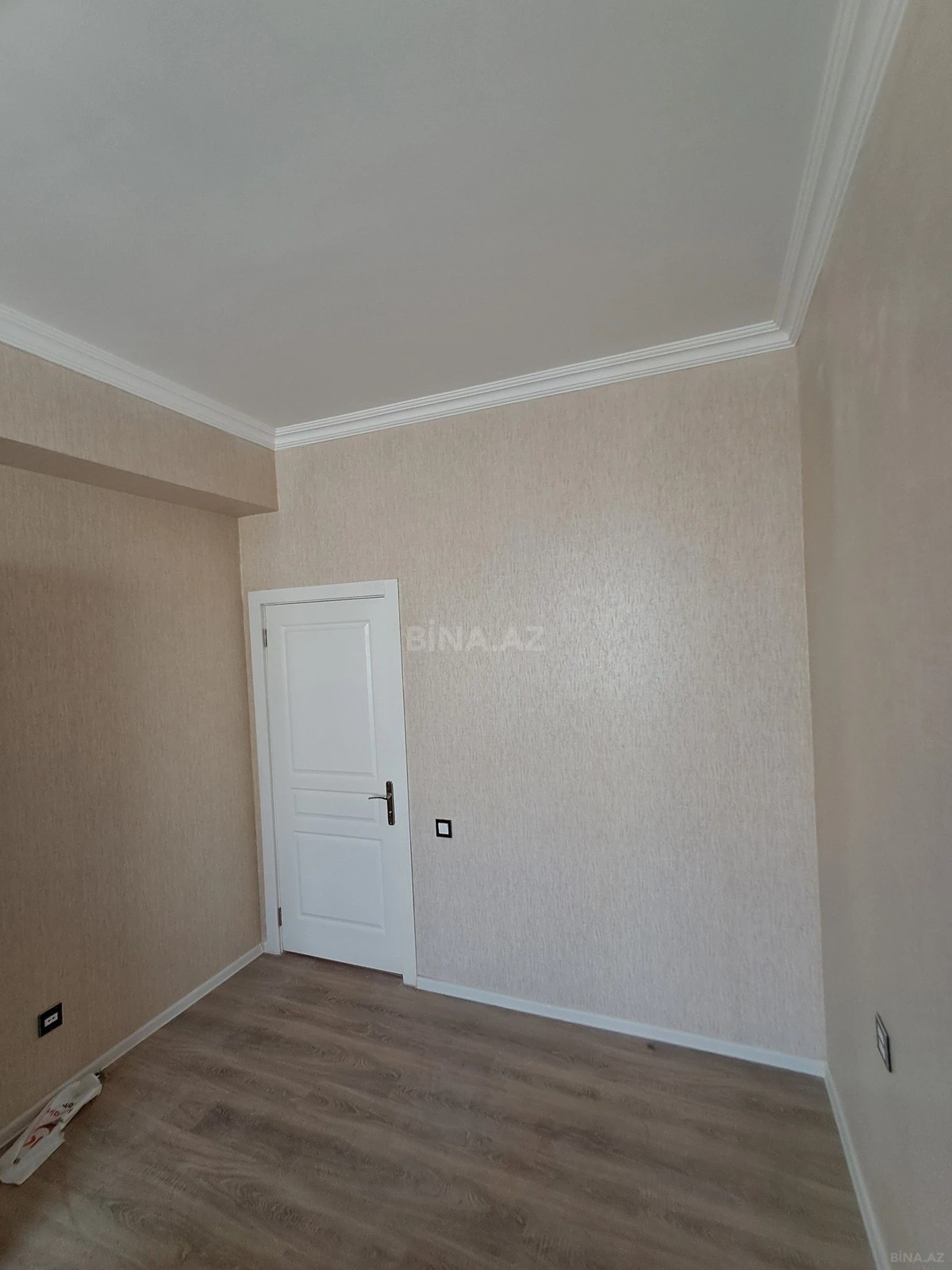 Satılır 2 otaqlı mənzil 58 m²