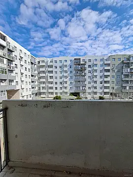Satılır 2 otaqlı mənzil 58 m²
