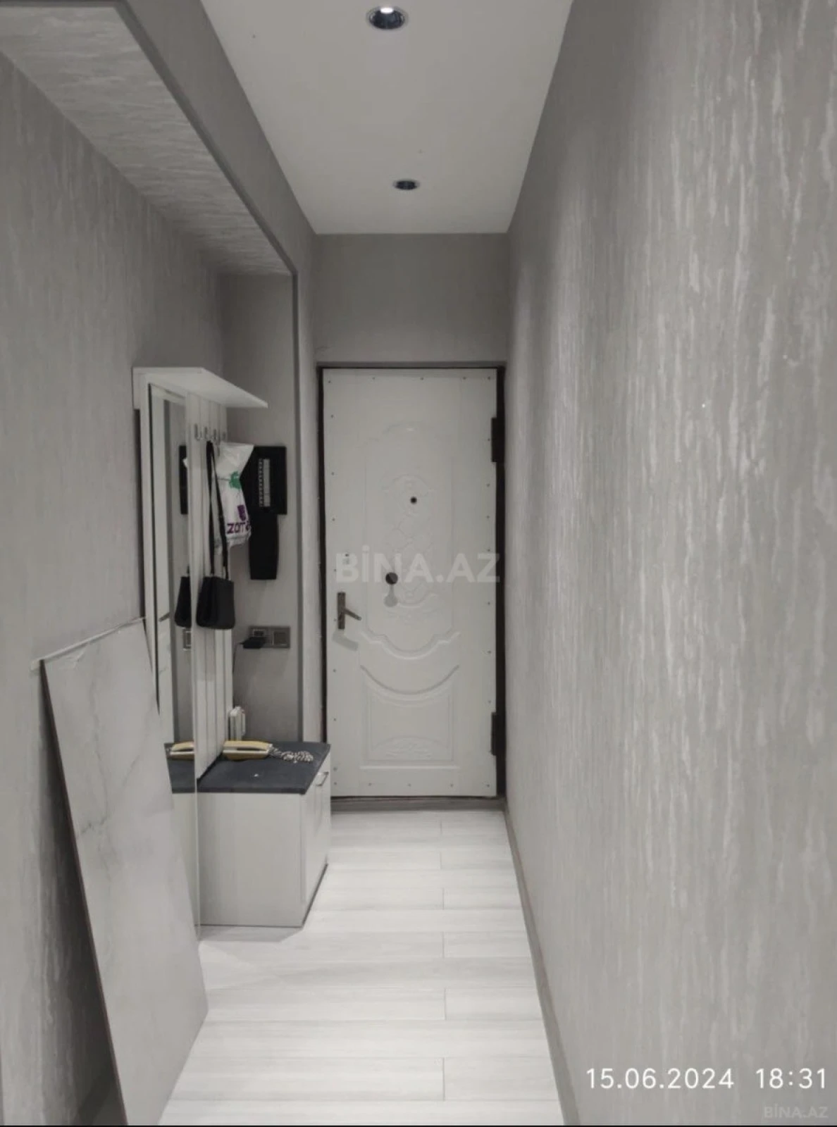 Kirayə verilir 2 otaqlı mənzil 75 m²