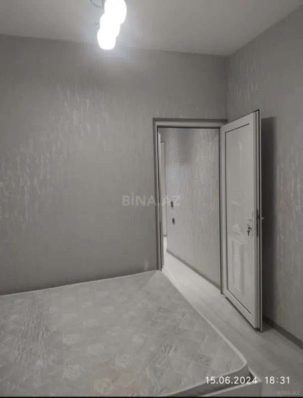 Kirayə verilir 2 otaqlı mənzil 75 m²