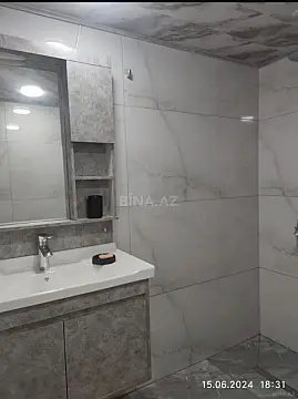 Kirayə verilir 2 otaqlı mənzil 75 m²