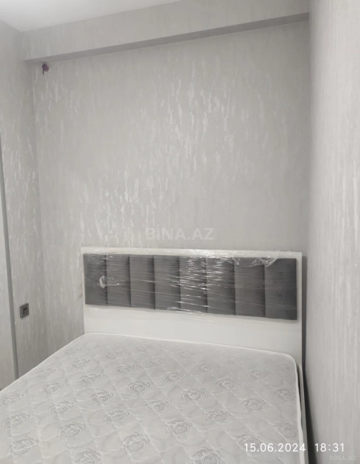 Kirayə verilir 2 otaqlı mənzil 75 m²