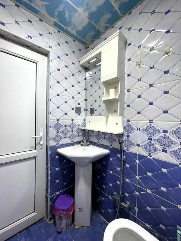 Kirayə verilir 1 otaqlı mənzil 55 m²