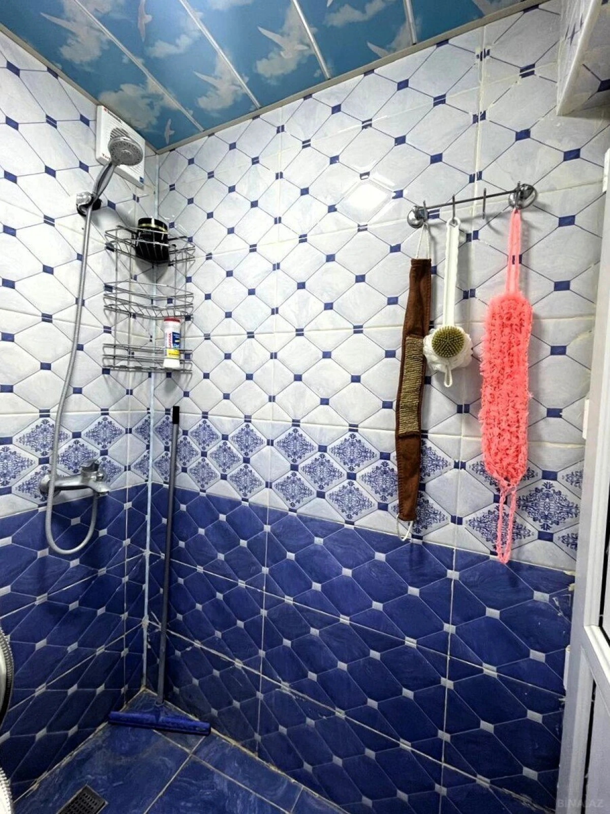 Kirayə verilir 1 otaqlı mənzil 55 m²