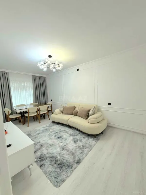 Satılır 2 otaqlı mənzil 62 m²