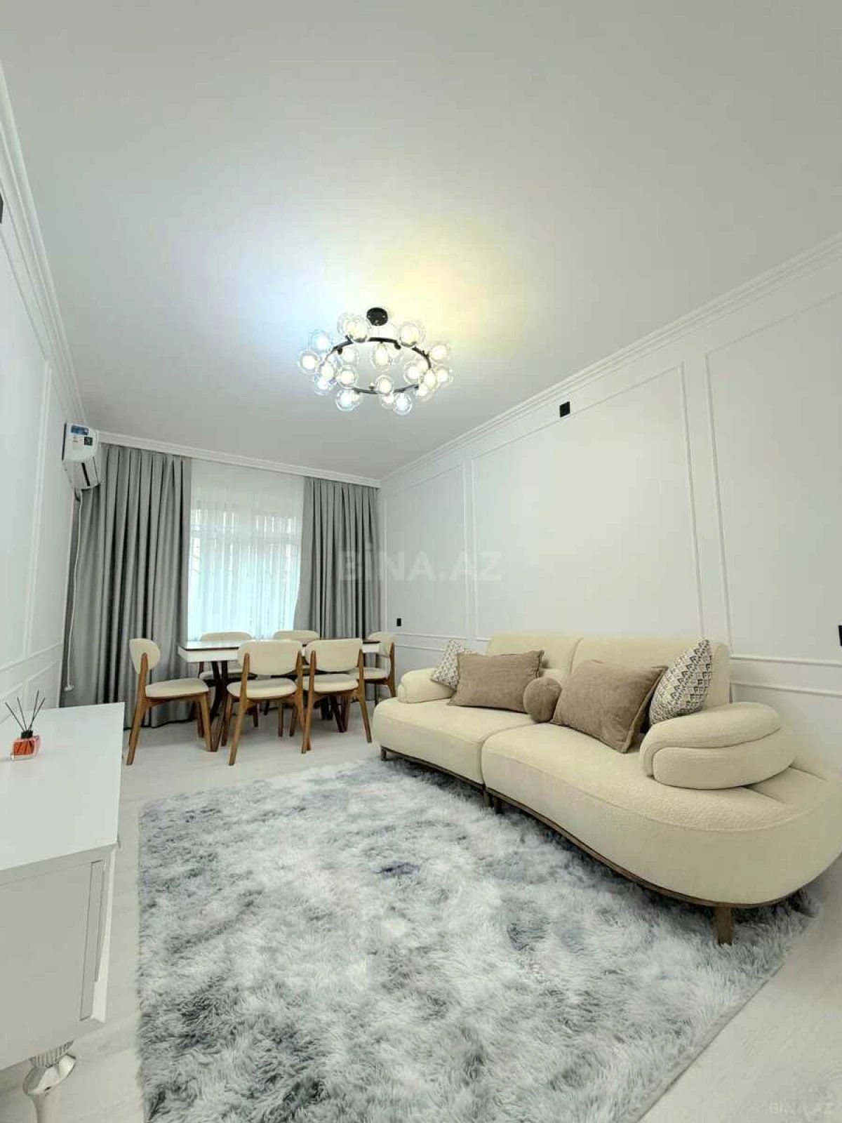 Satılır 2 otaqlı mənzil 62 m²