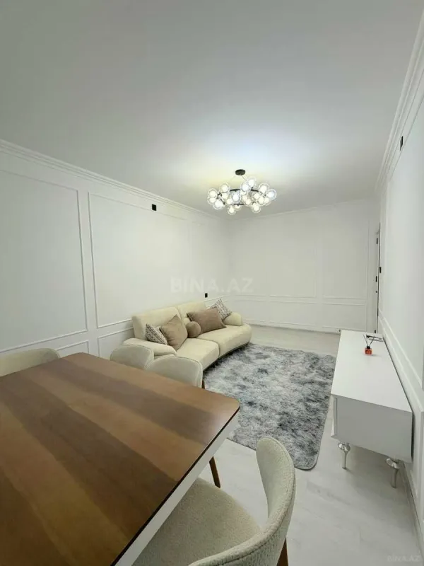 Satılır 2 otaqlı mənzil 62 m²