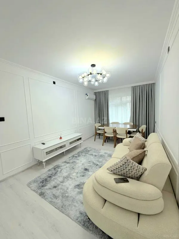 Satılır 2 otaqlı mənzil 62 m²