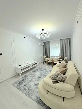 Satılır 2 otaqlı mənzil 62 m²