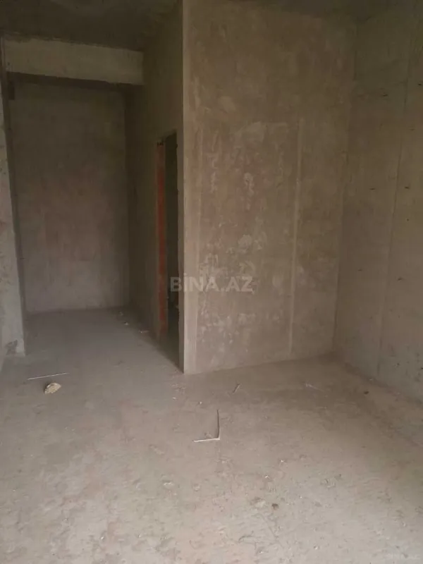 Satılır 3 otaqlı mənzil 138 m²