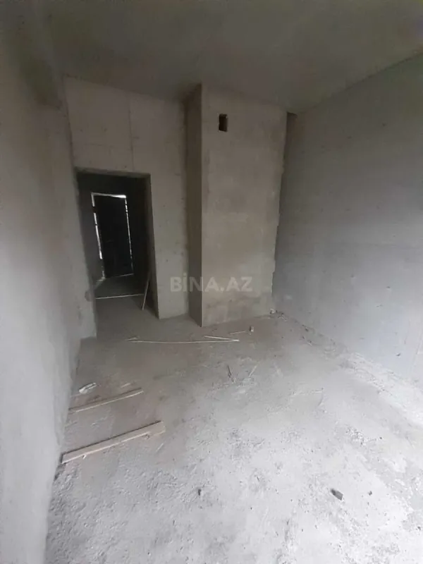 Satılır 3 otaqlı mənzil 138 m²