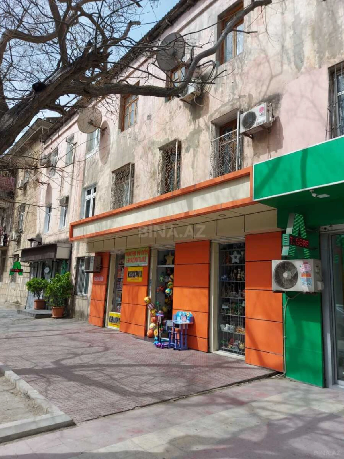 Satılır 2 otaqlı mənzil 55 m²