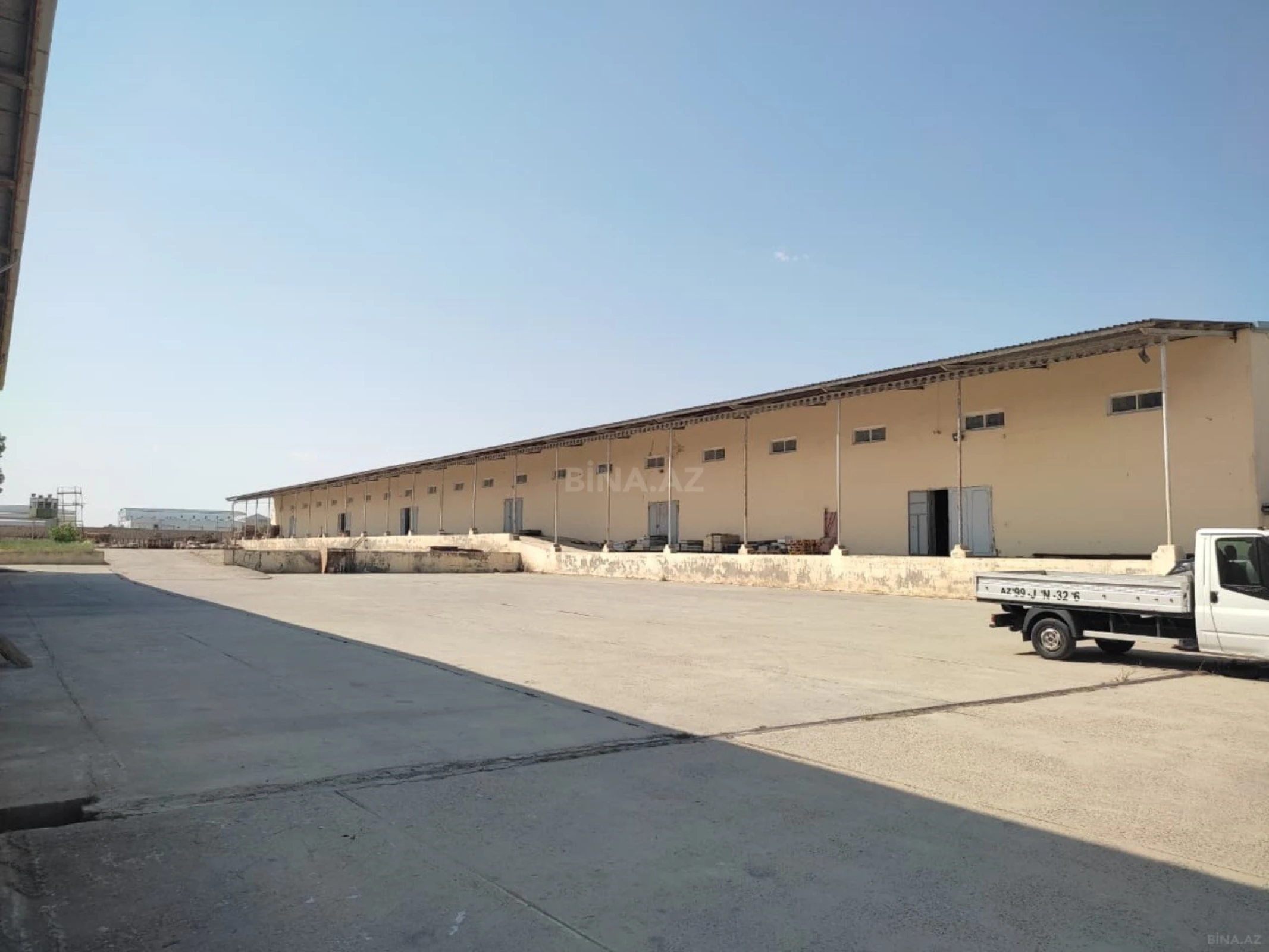 Kirayə verilir obyekt 1700 m²