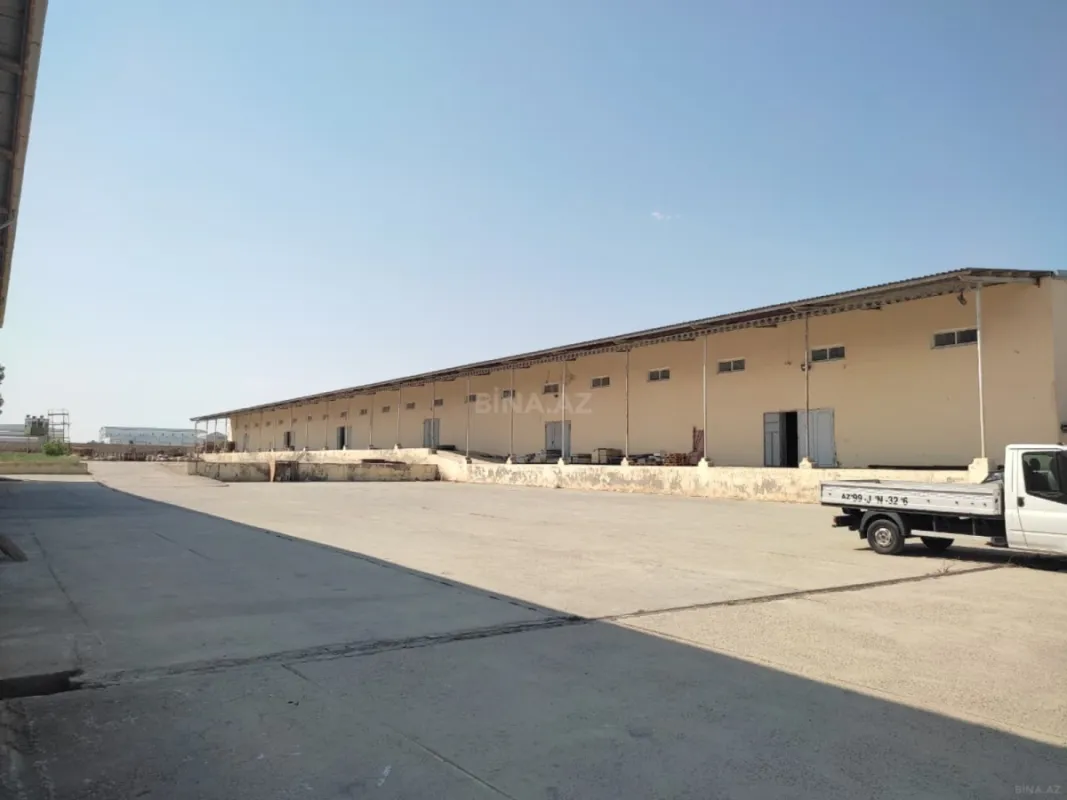 Kirayə verilir obyekt 1700 m²