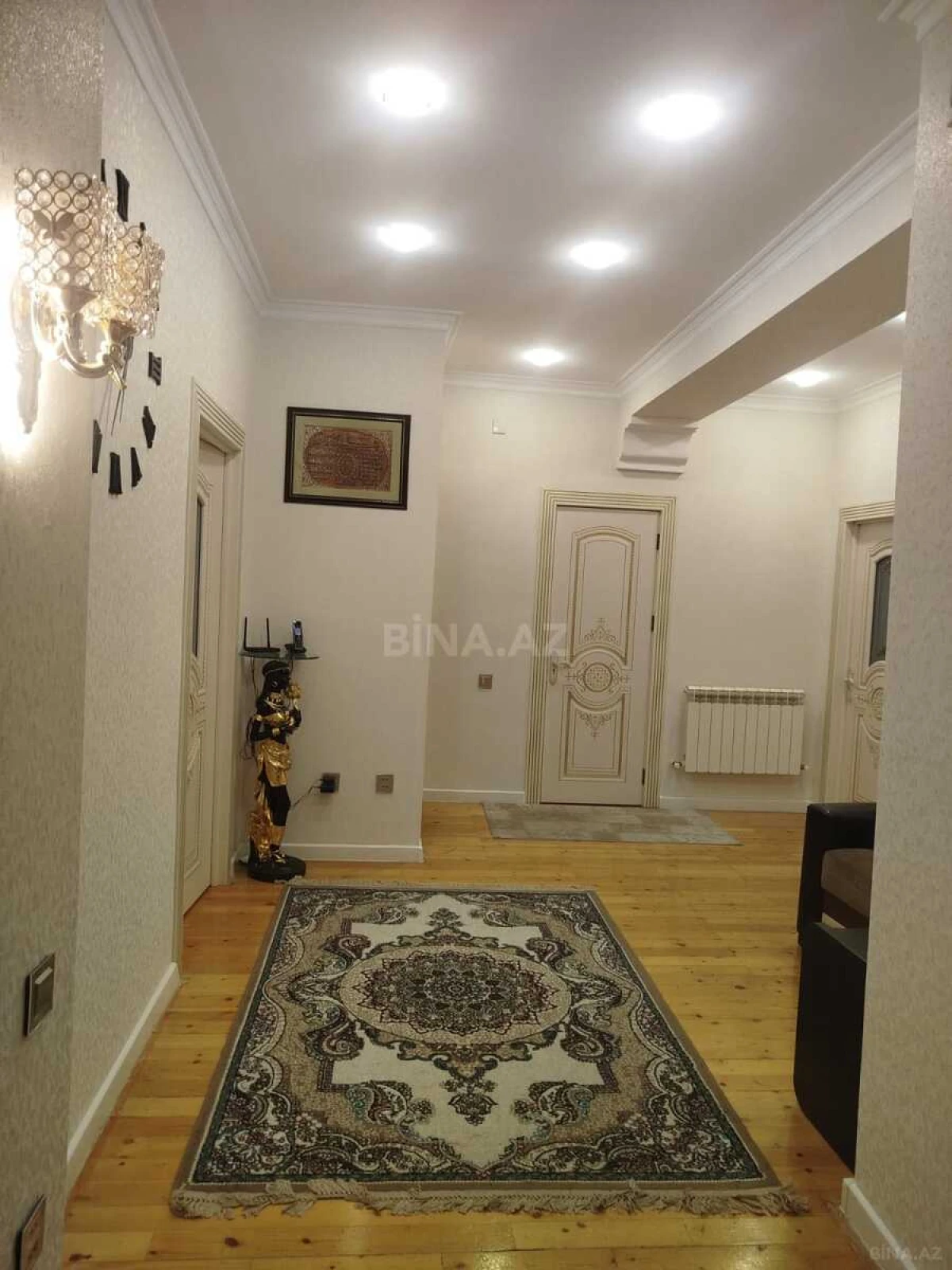 Satılır 3 otaqlı mənzil 120 m²