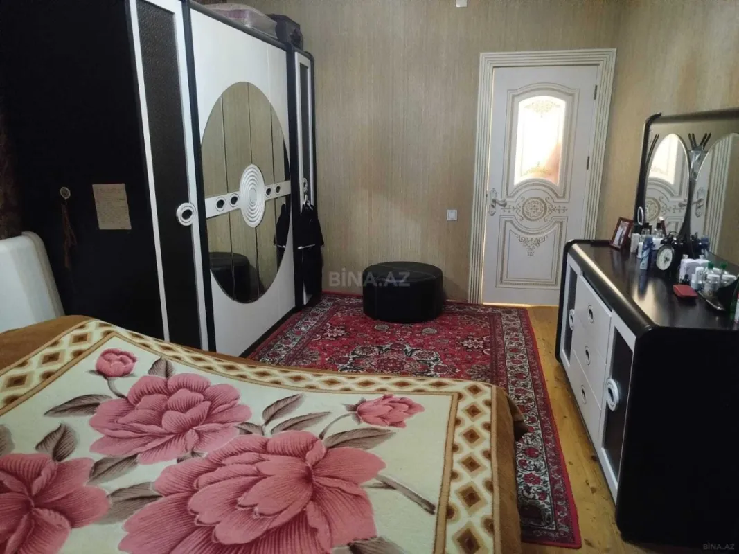 Satılır 3 otaqlı mənzil 120 m²