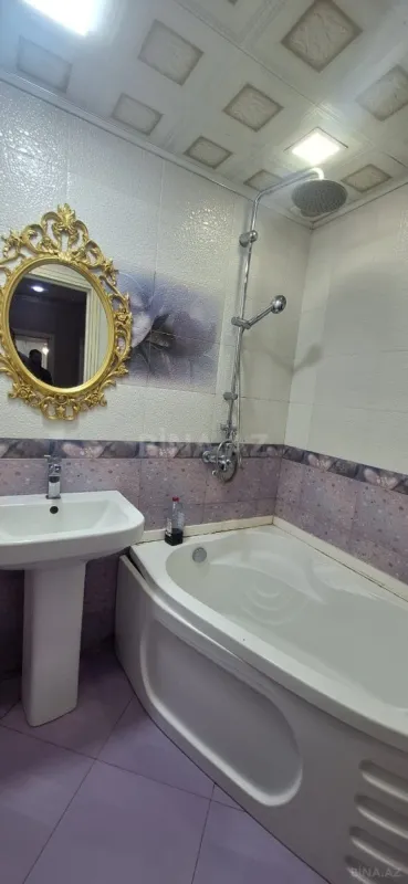 Kirayə verilir 2 otaqlı mənzil 86 m²