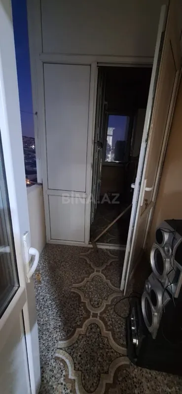 Kirayə verilir 2 otaqlı mənzil 86 m²