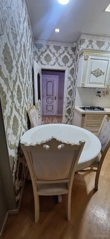 Kirayə verilir 2 otaqlı mənzil 86 m²