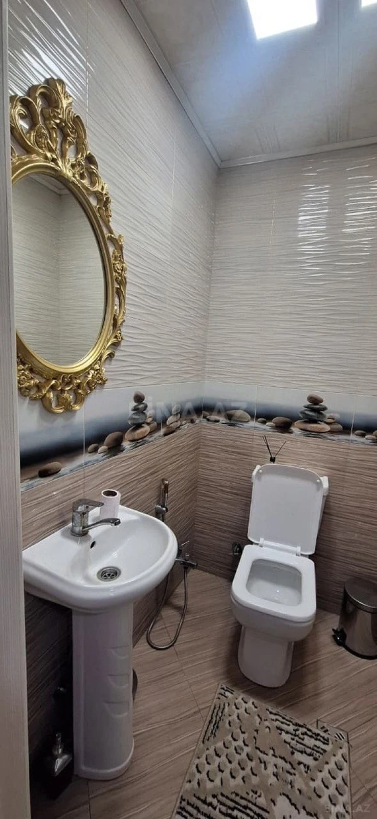 Kirayə verilir 2 otaqlı mənzil 86 m²