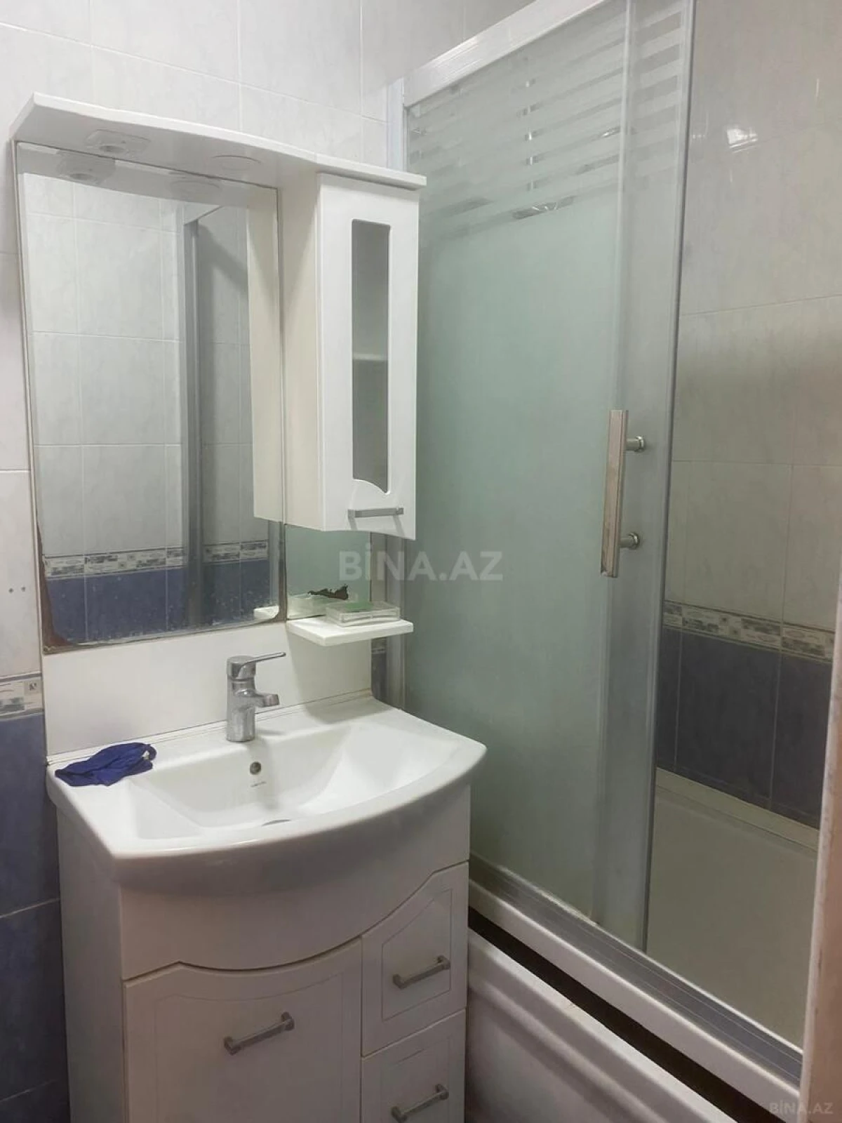 Kirayə verilir 3 otaqlı mənzil 75 m²