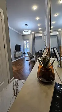 Satılır 2 otaqlı mənzil 48 m²