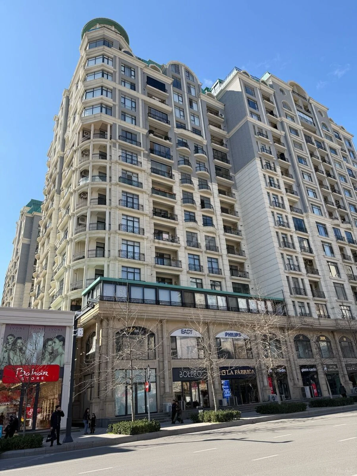 Satılır 3 otaqlı mənzil 103 m²