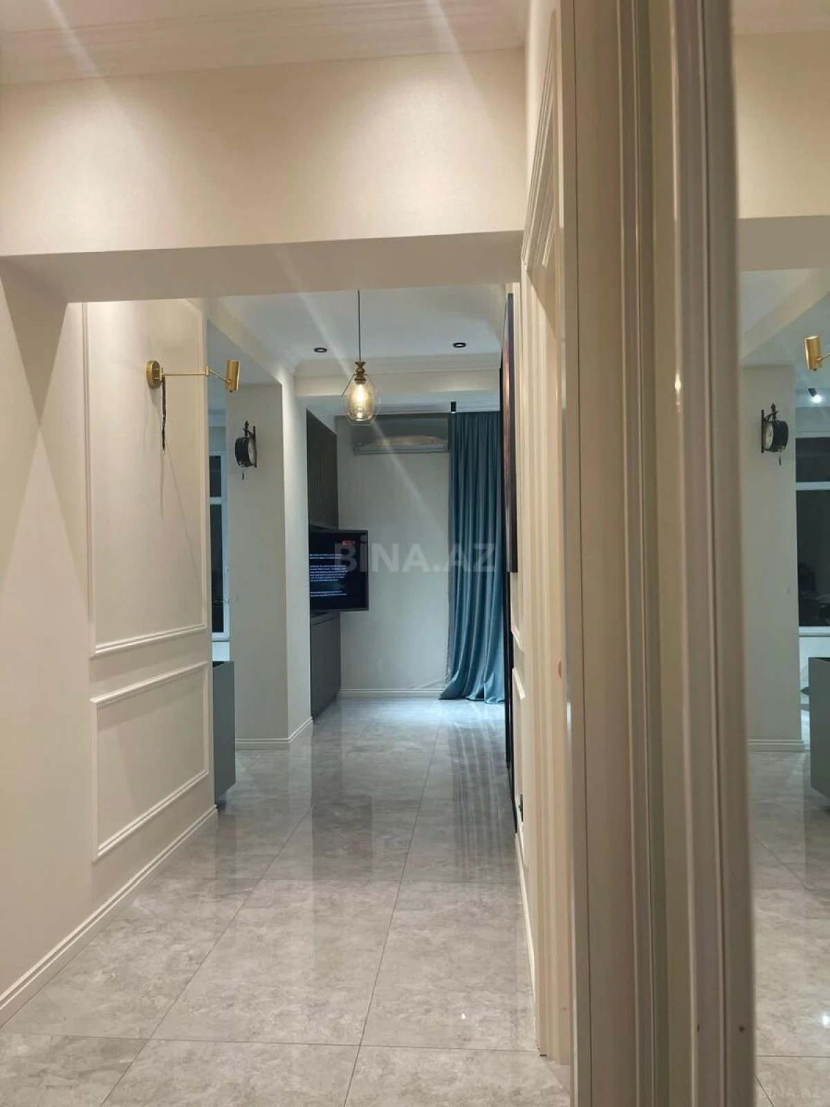 Satılır 3 otaqlı mənzil 103 m²