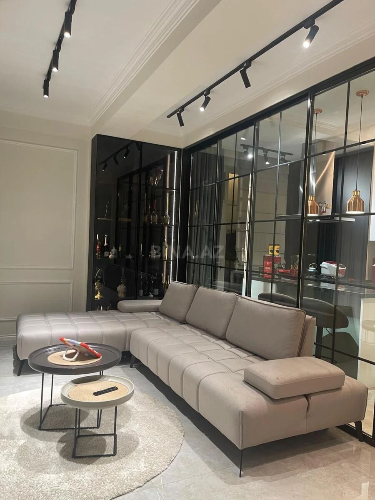 Satılır 3 otaqlı mənzil 103 m²