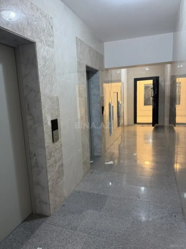 Kirayə verilir 5 otaqlı ofis 200 m²