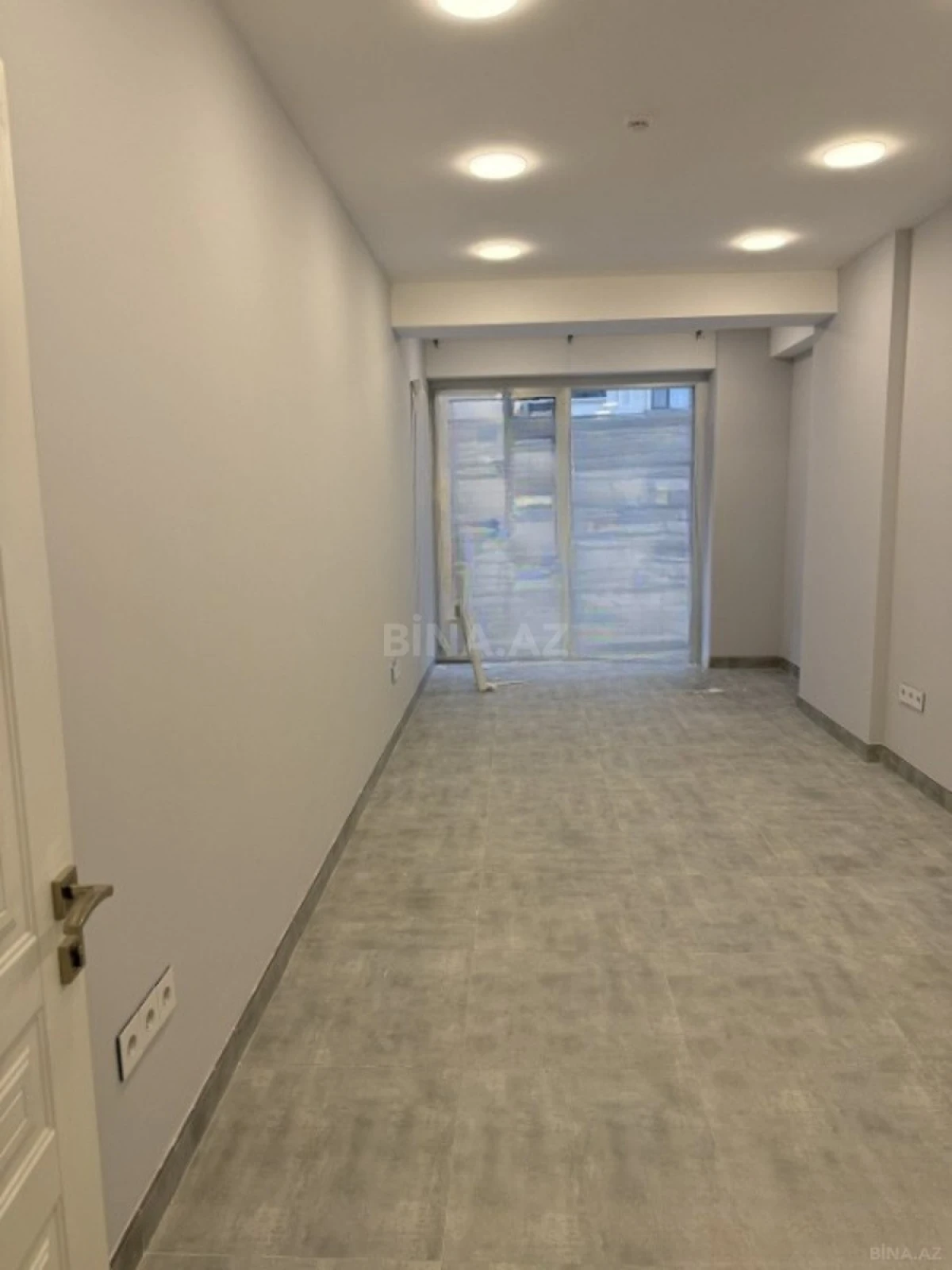 Kirayə verilir 5 otaqlı ofis 200 m²