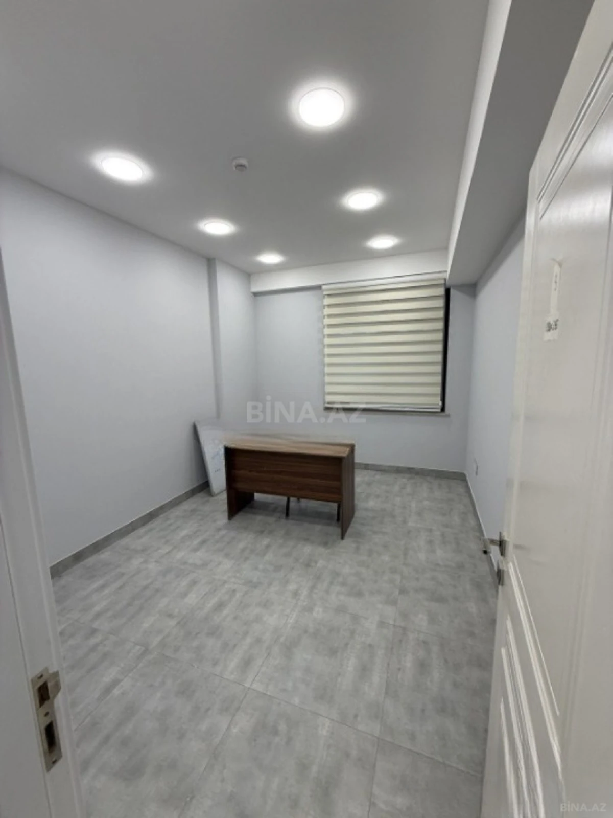 Kirayə verilir 5 otaqlı ofis 200 m²