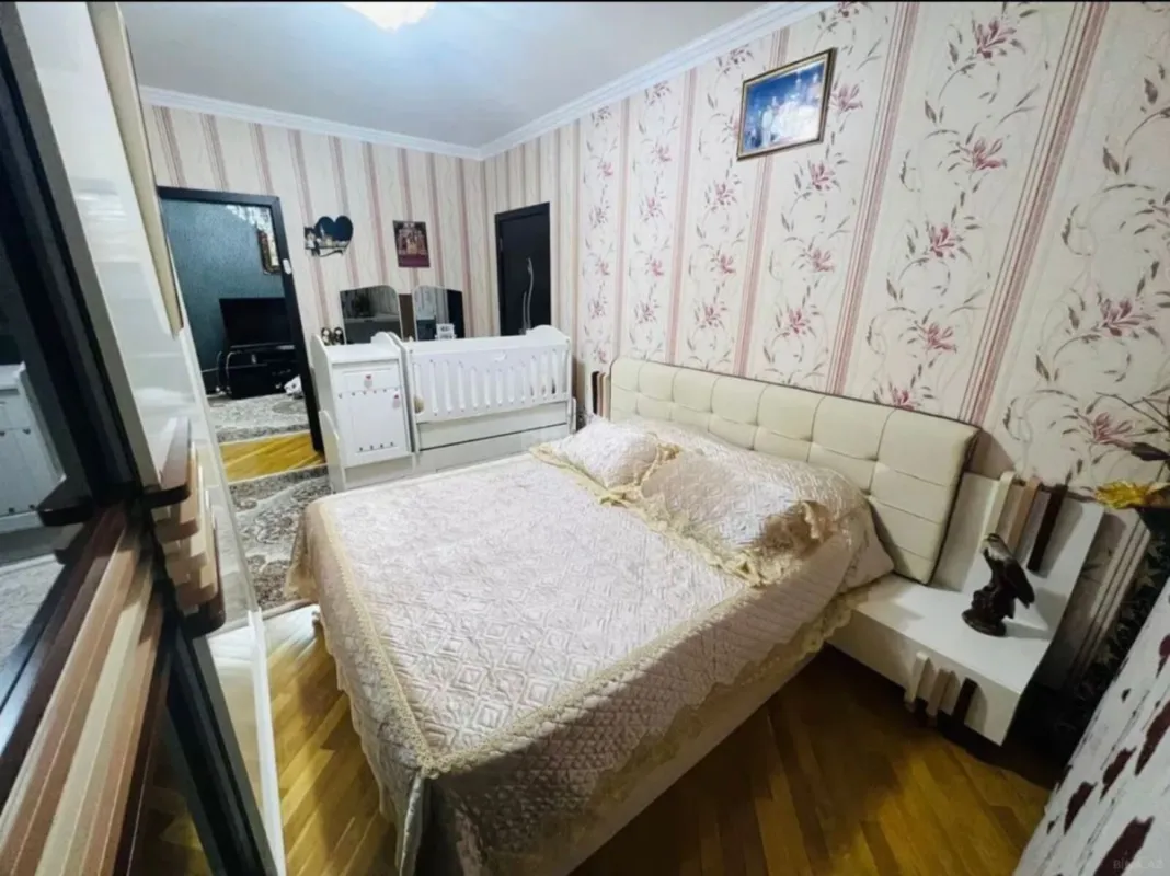 Satılır 3 otaqlı mənzil 100 m²