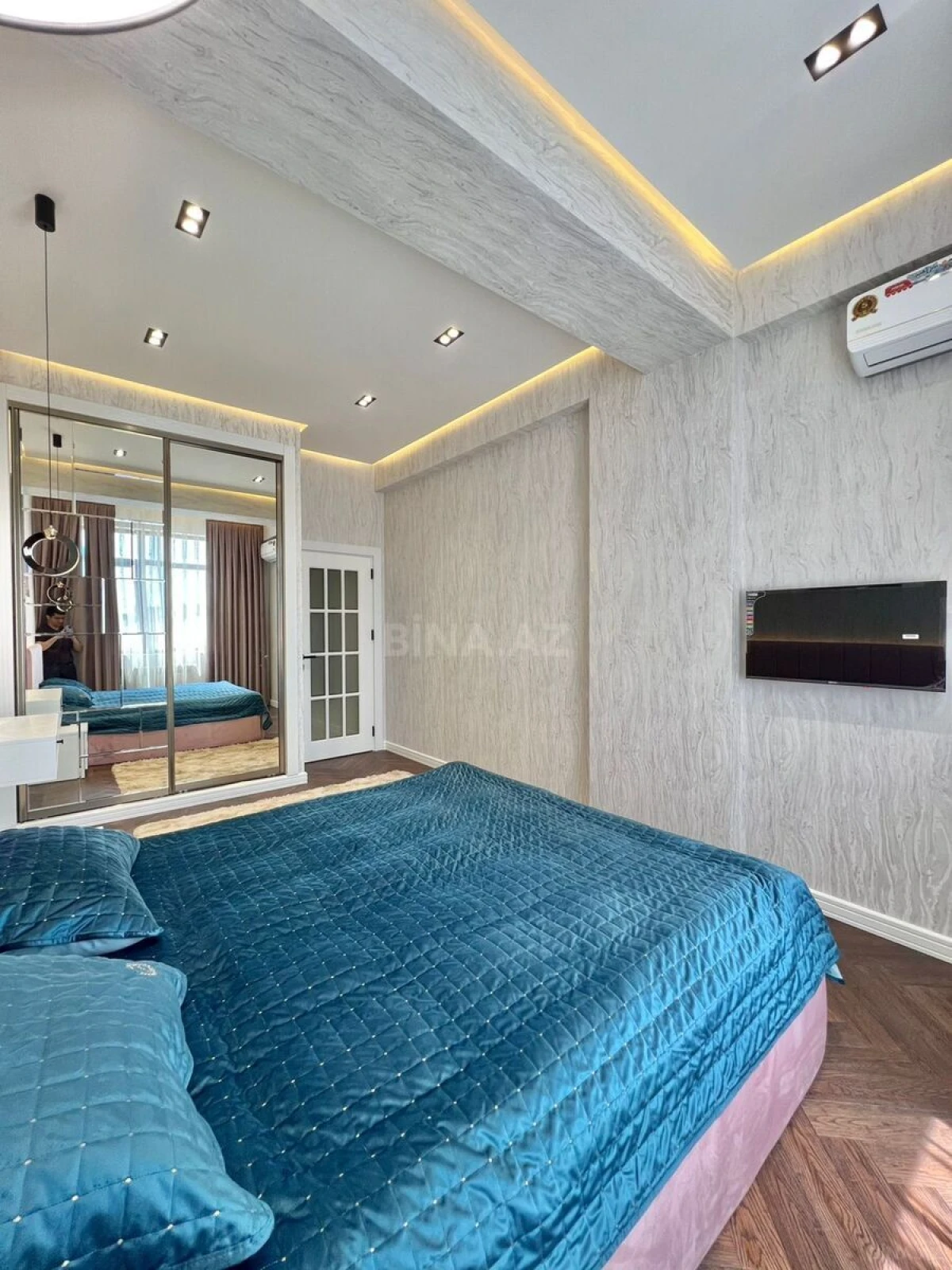 Satılır 2 otaqlı mənzil 55 m²