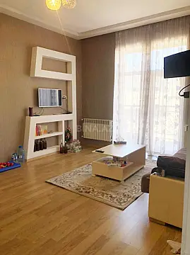 Kirayə verilir 2 otaqlı mənzil 72 m² — Bakı, Xətai 2 otaq 72.00 m²