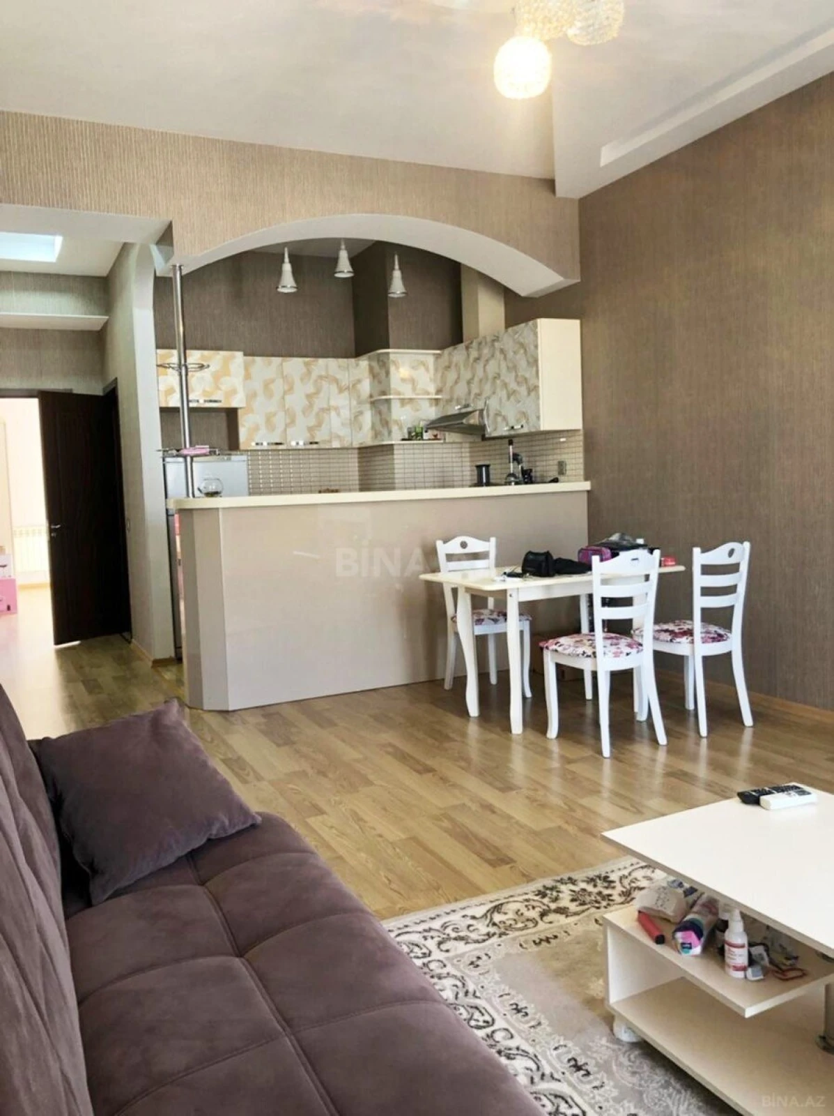 Kirayə verilir 2 otaqlı mənzil 72 m²