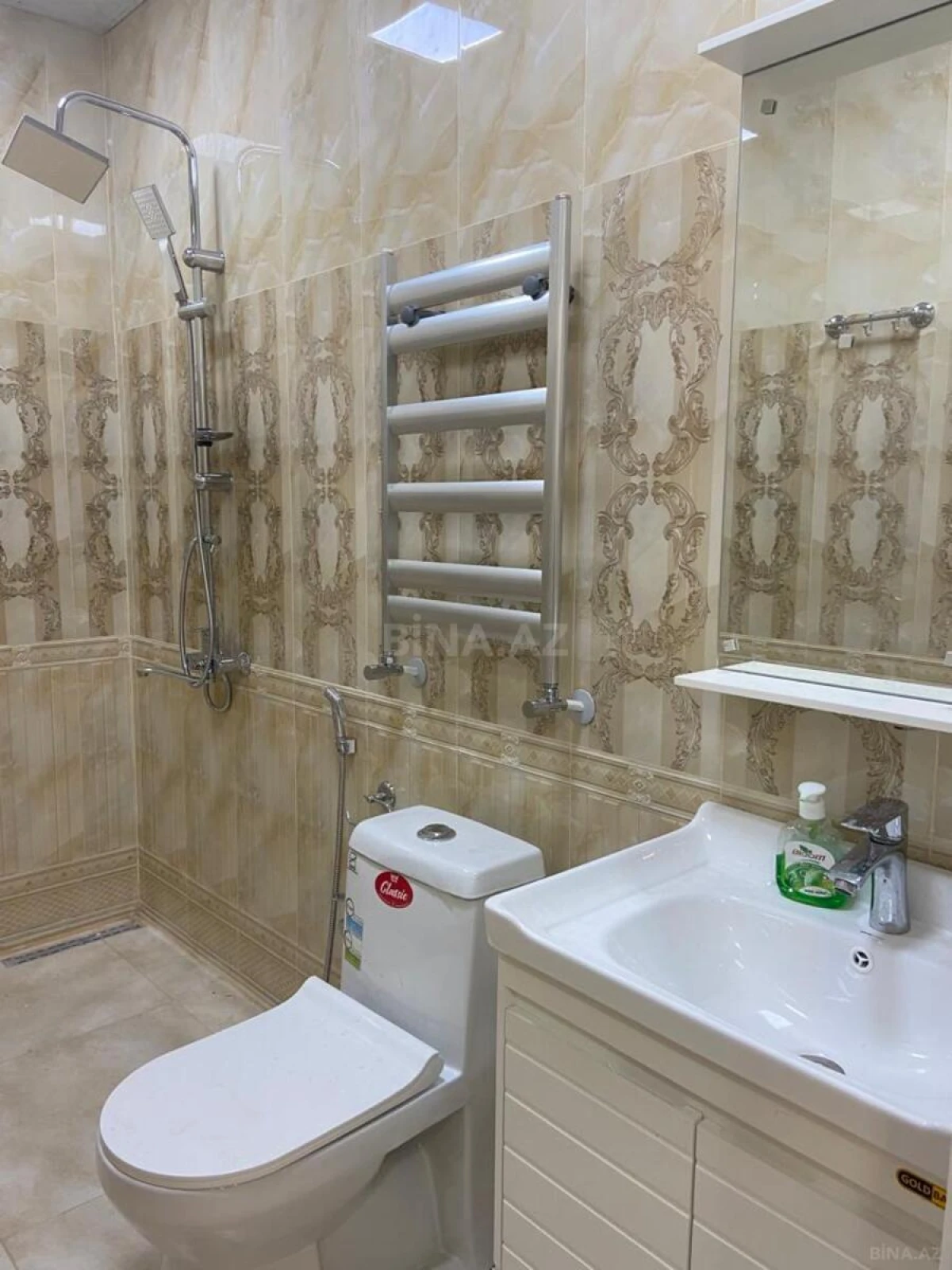 Kirayə verilir 3 otaqlı mənzil 100 m²