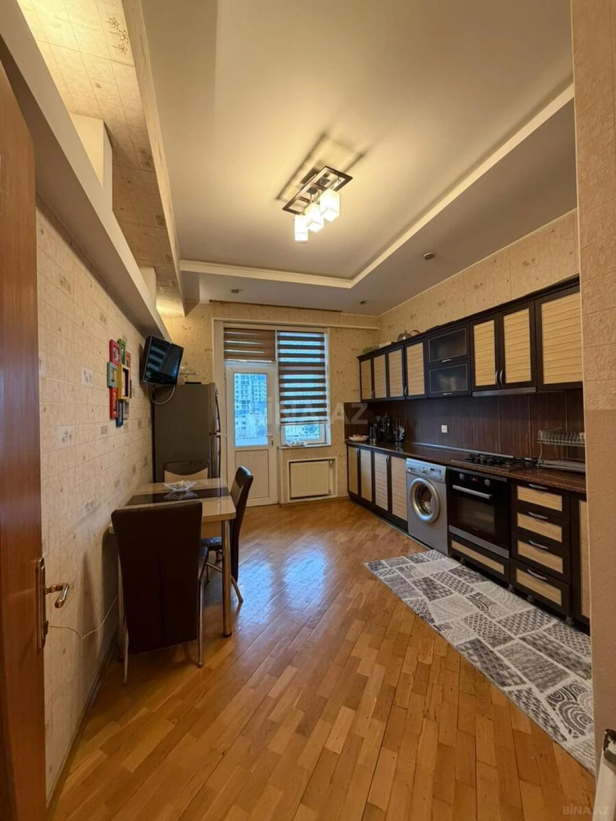 Satılır 2 otaqlı mənzil 88.2 m²