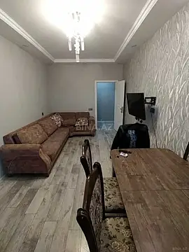Kirayə verilir 2 otaqlı mənzil 58 m²