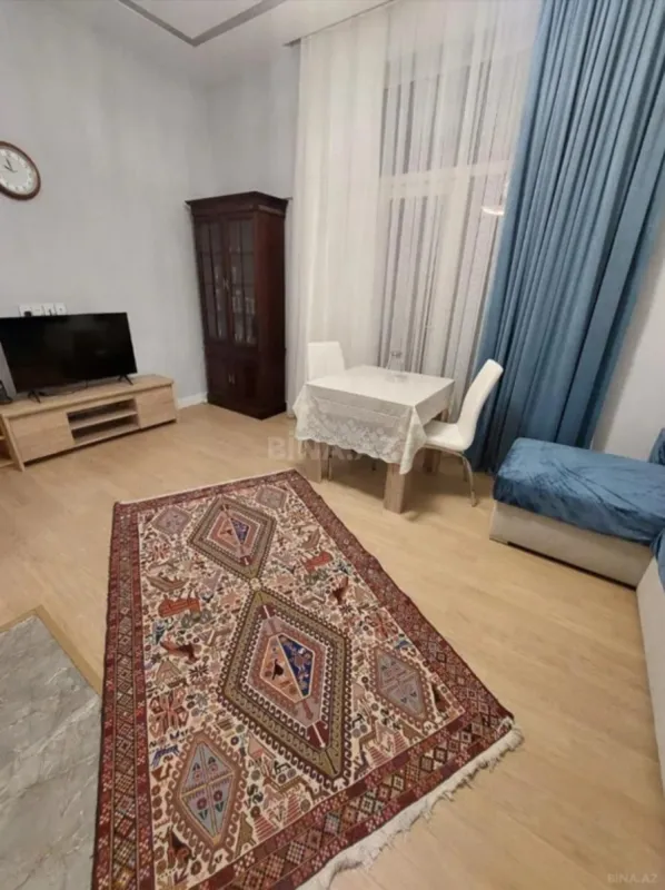 Kirayə verilir 2 otaqlı mənzil 40 m²