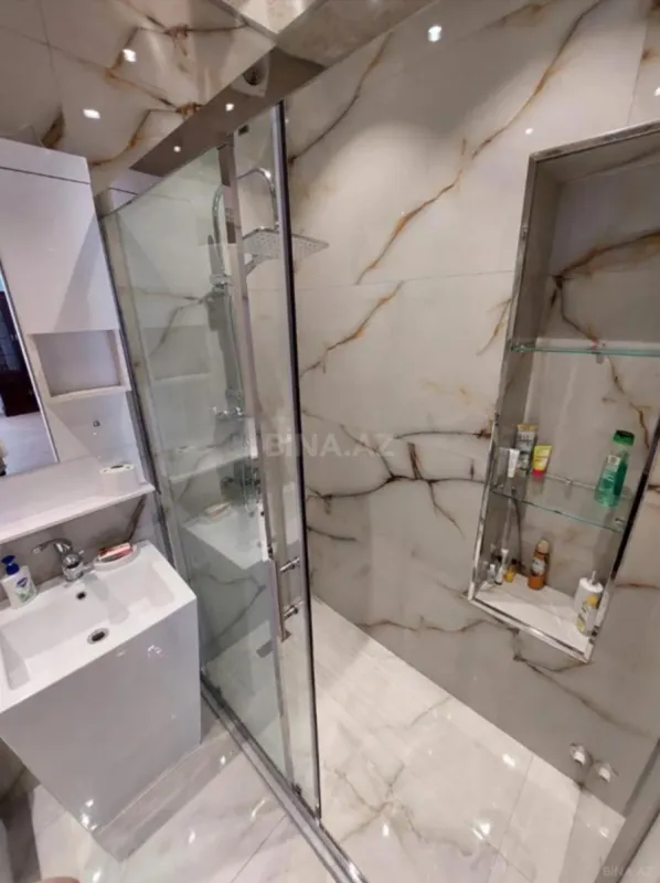 Kirayə verilir 2 otaqlı mənzil 40 m²