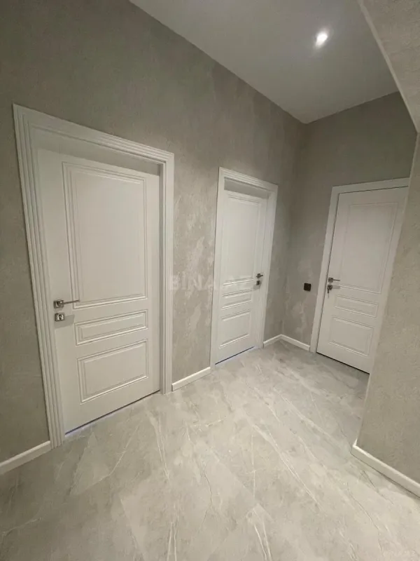 Satılır 2 otaqlı mənzil 75 m²