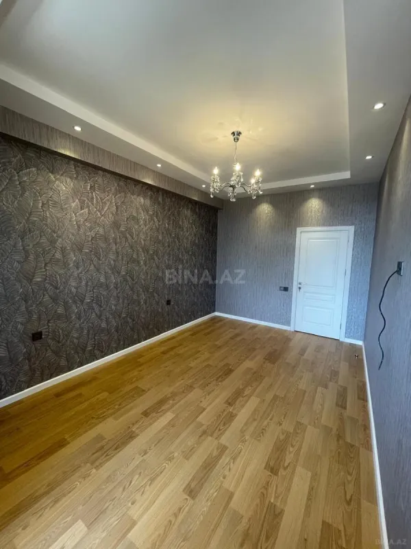 Satılır 2 otaqlı mənzil 75 m²