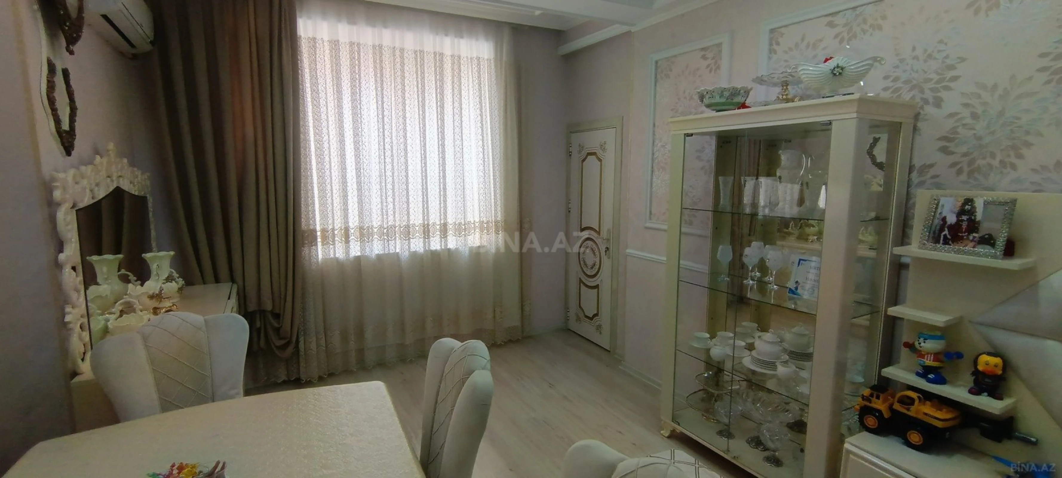 Satılır 2 otaqlı mənzil 55 m²