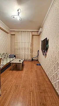 Kirayə verilir 2 otaqlı mənzil 50 m²