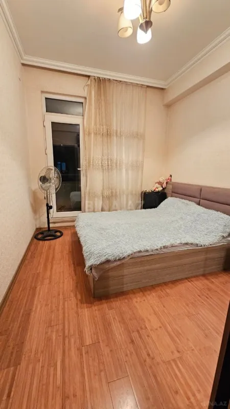 Kirayə verilir 2 otaqlı mənzil 50 m²