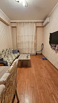 Kirayə verilir 2 otaqlı mənzil 50 m²