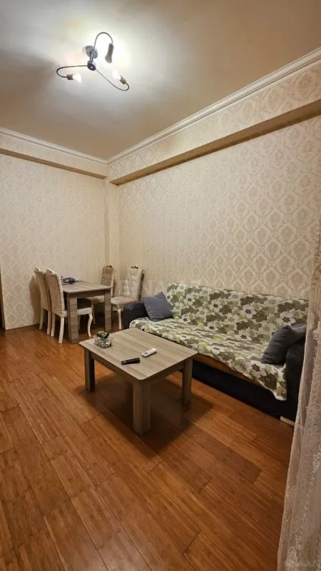 Kirayə verilir 2 otaqlı mənzil 50 m²