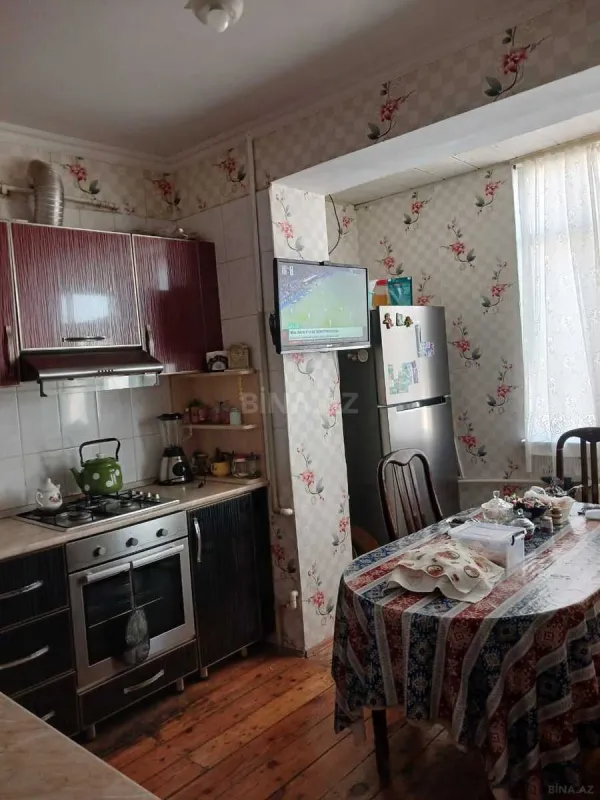 Satılır 4 otaqlı mənzil 100 m²