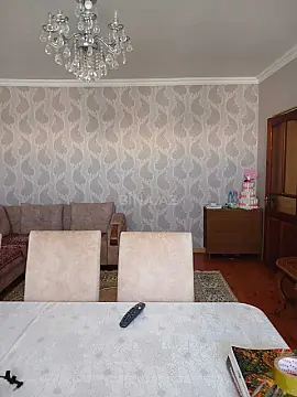 Satılır 4 otaqlı mənzil 100 m²